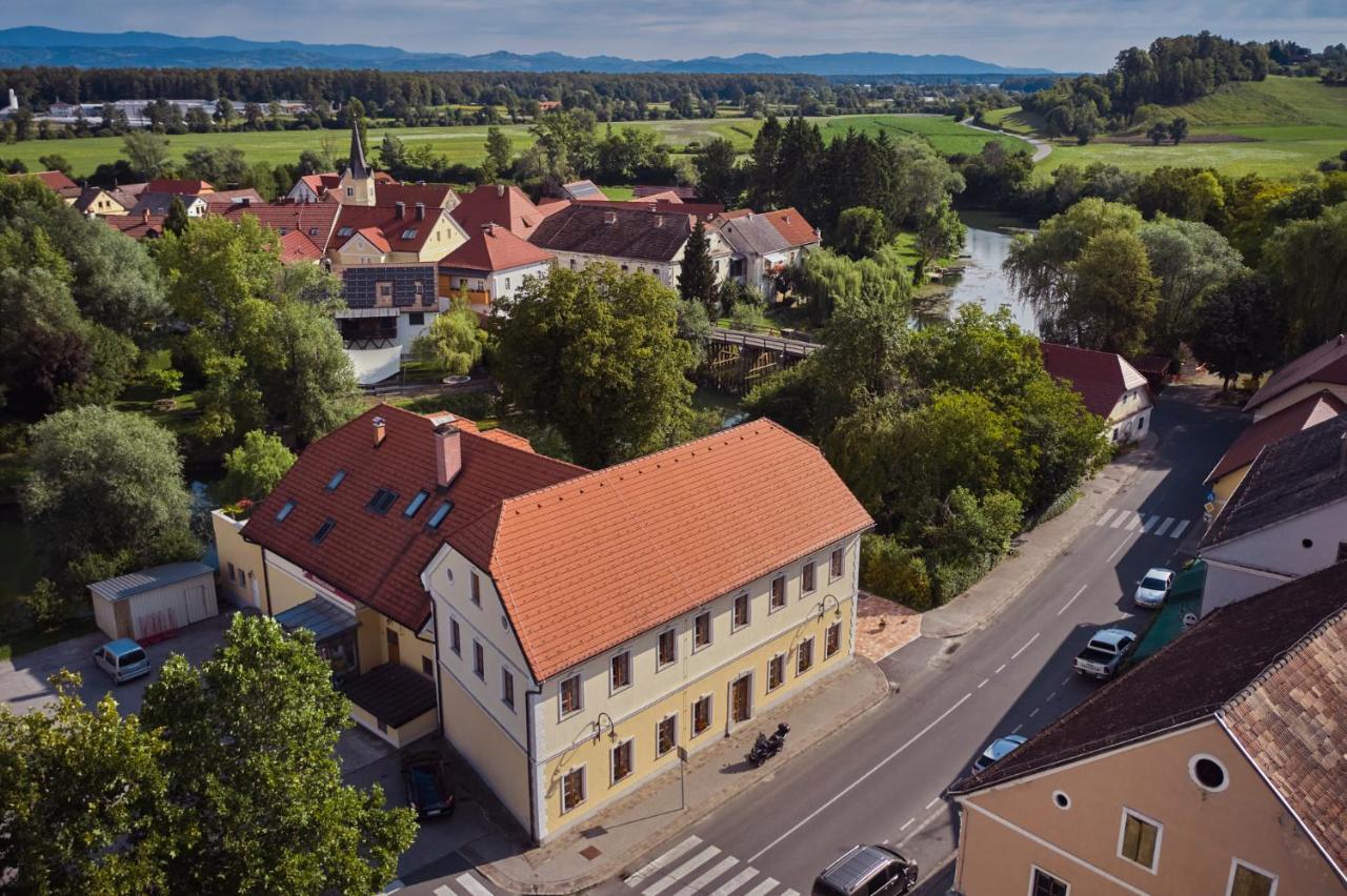 Ob Krki Apartments Kostanjevica na Krki Buitenkant foto
