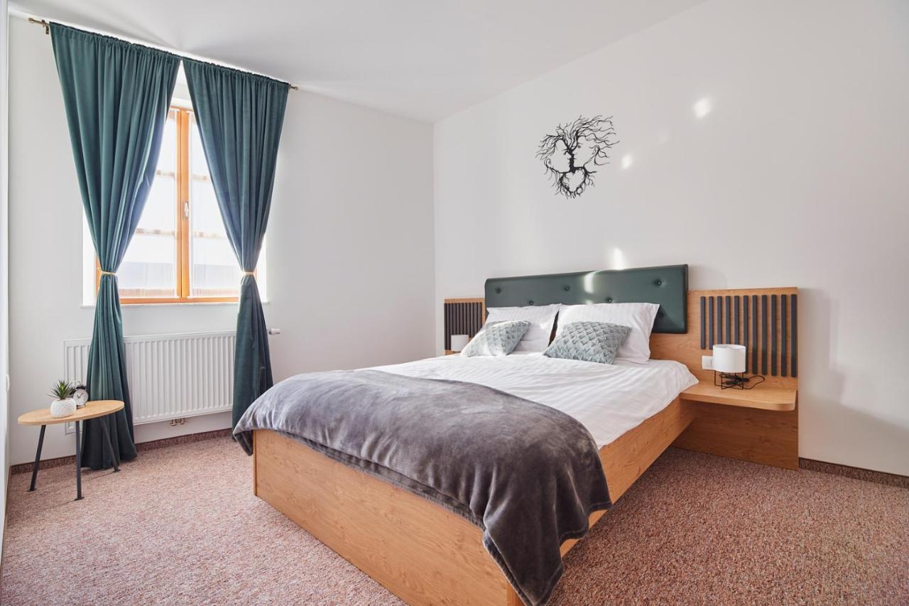 Ob Krki Apartments Kostanjevica na Krki Buitenkant foto